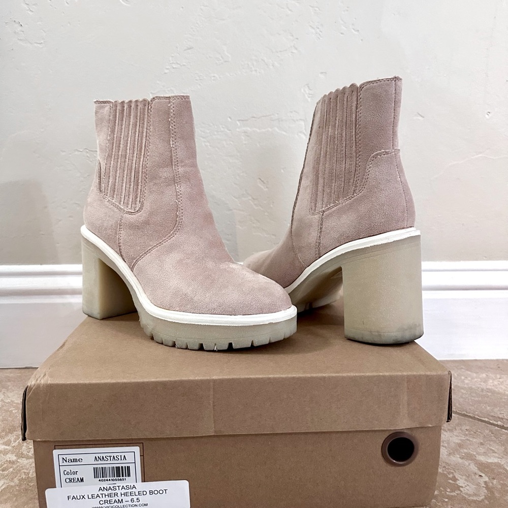 VICI faux leather heeled boot. Worn twice